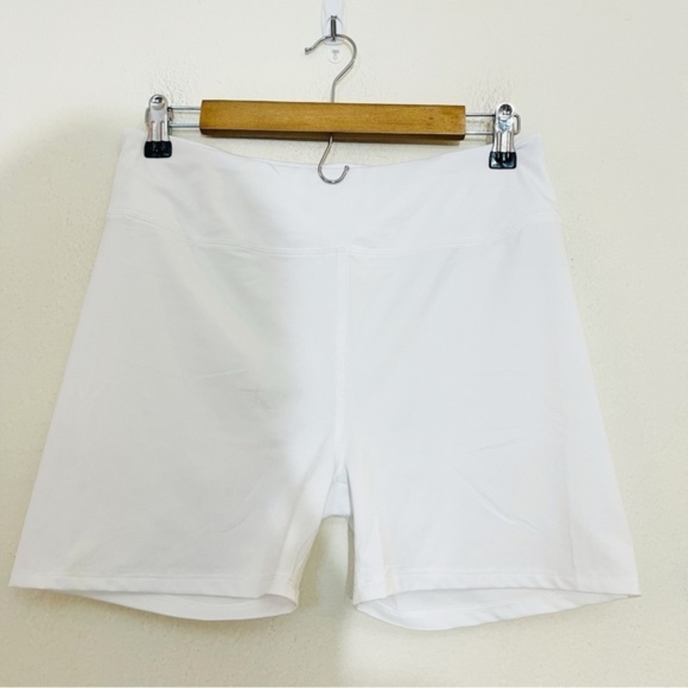 Tommy Bahama Golf Active Shorts Women Size Medium White